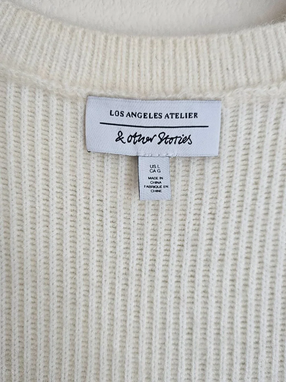 & Other Stories [NWOT] Sweetheart Neck Cardigan w/ Flower Buttons - L - Picture 7 of 16